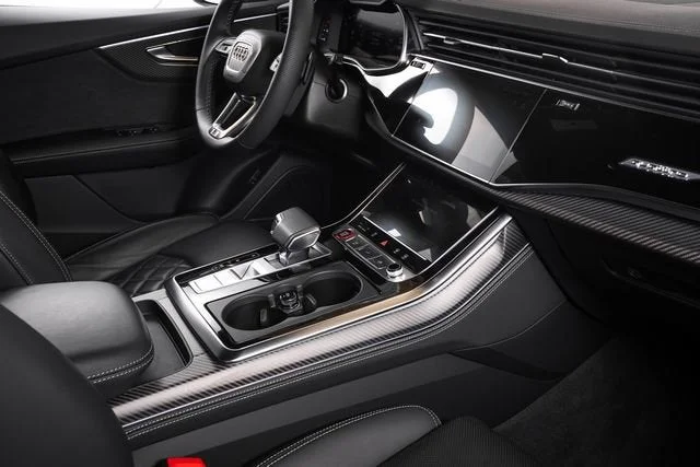 Used 2024 Daytona Gray Pearl Effect Audi 4.0T Prestige image 49