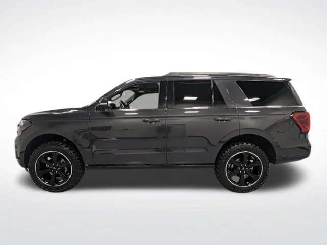 Used 2024 Gray Ford Limited image 5