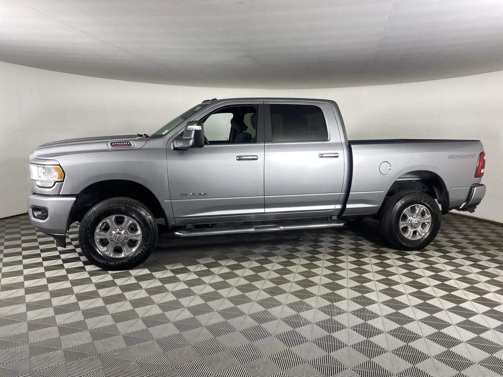 Used 2024 Billet Silver Metallic Clearcoat Ram Big Horn image 4