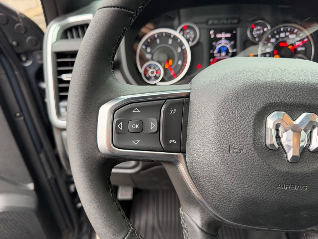 2026 RAM 3500 Big Horn - Photo 17