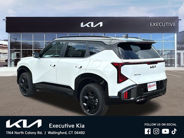New 2027 Snow White Pearl / Black Roof Kia X-Line S image 6
