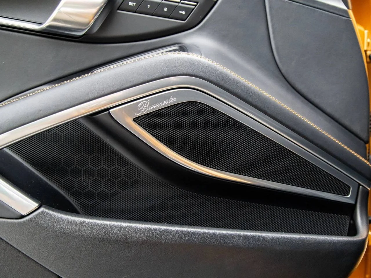 Certified Used 2018  Porsche Turbo image 15