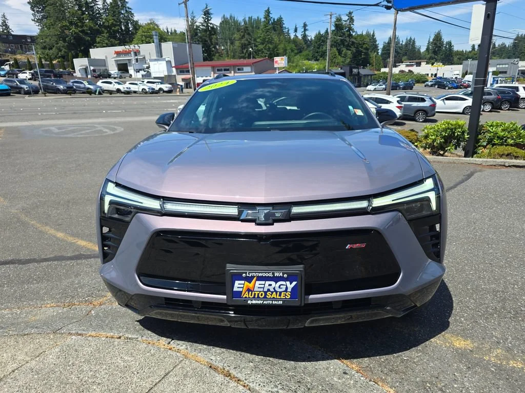 Used 2024 Chevrolet Blazer EV RS with VIN 3GNKDCRJ5RS213128 for sale in North Bend, WA