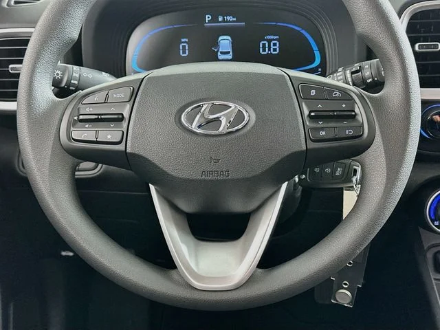 New 2026 Hyundai VENUE SE