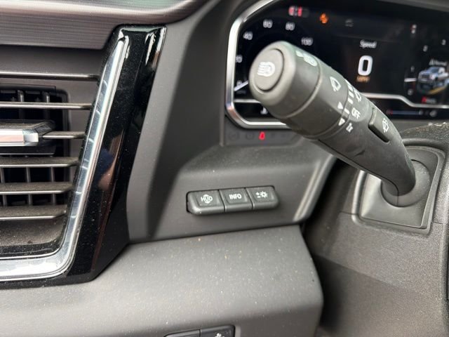 Used 2025 White GMC Denali Ultimate image 17