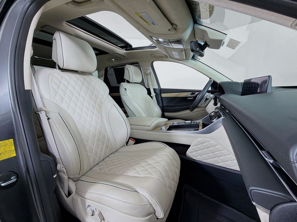 Used 2023 Himalayan Gray Genesis 3.5T Prestige image 30
