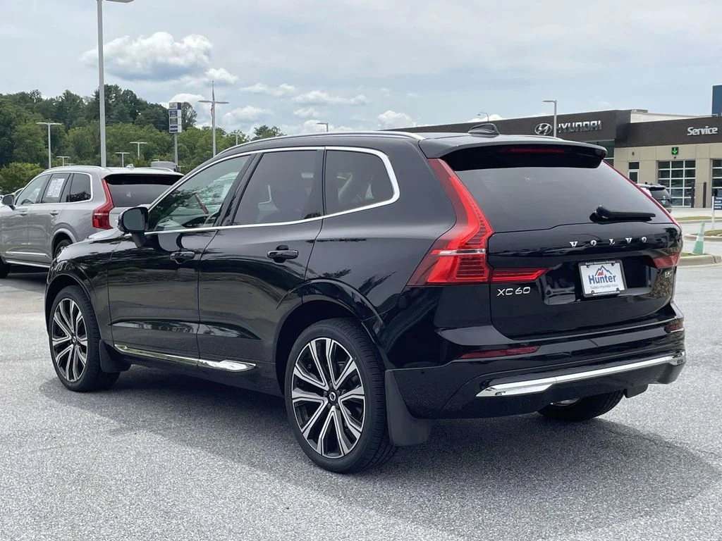 Certified Used 2023 Onyx Black Volvo Ultimate image 26