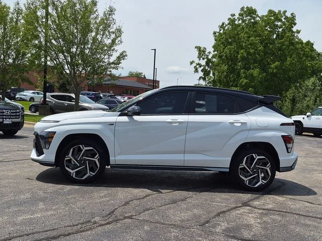 Certified Used 2025 White Hyundai N Line image 4