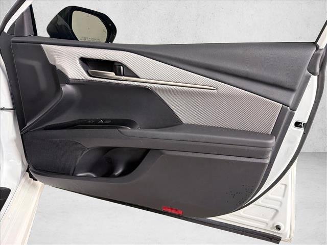 Certified Used 2025 ICE CAP Toyota  image 15