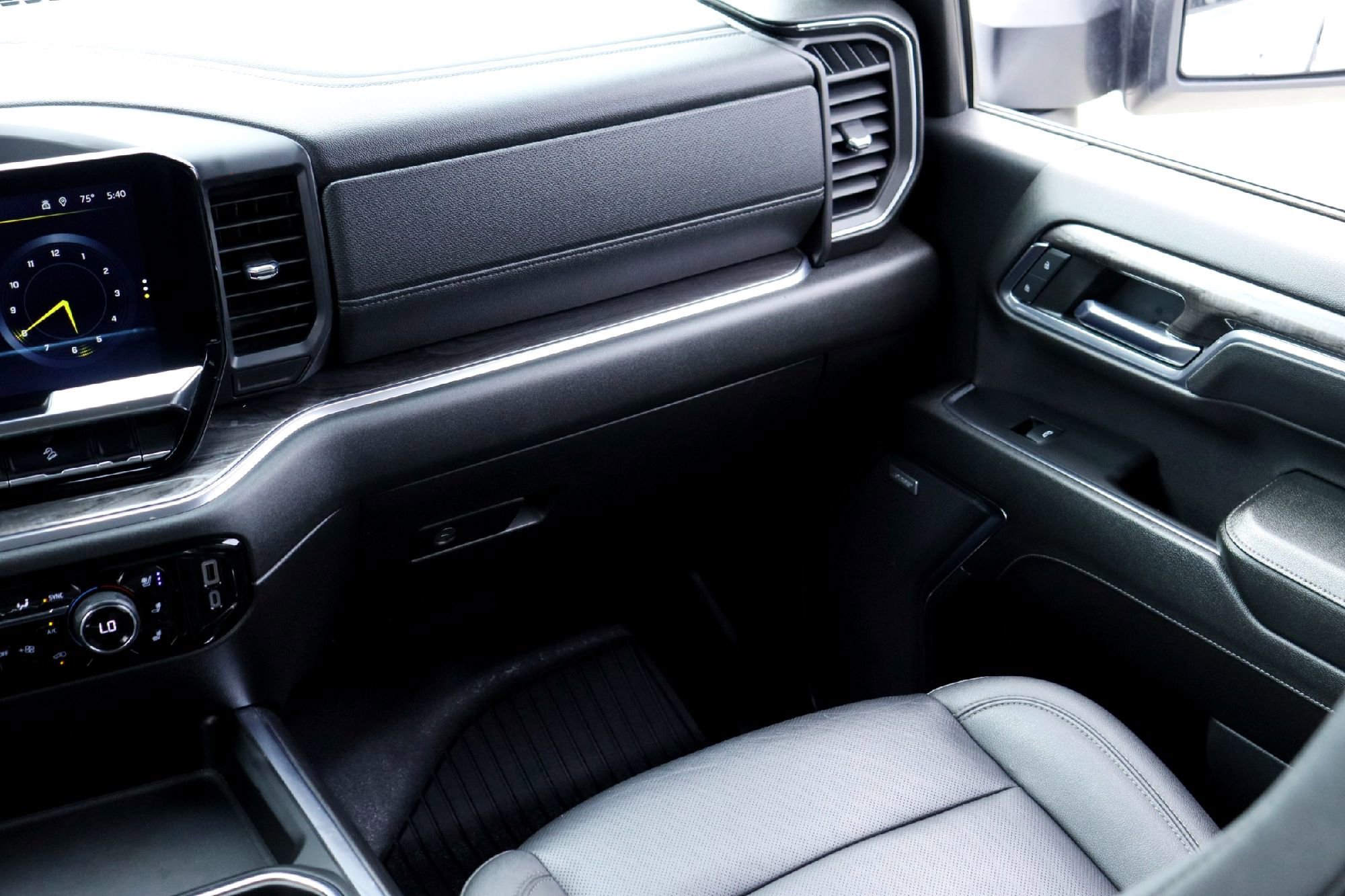 2024 Chevrolet Silverado 2500HD LTZ - Photo 25