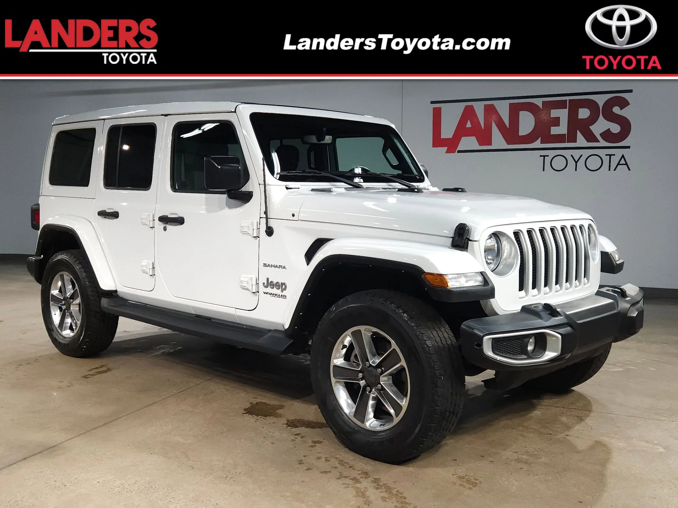 2022 Jeep Wrangler Sahara's photo