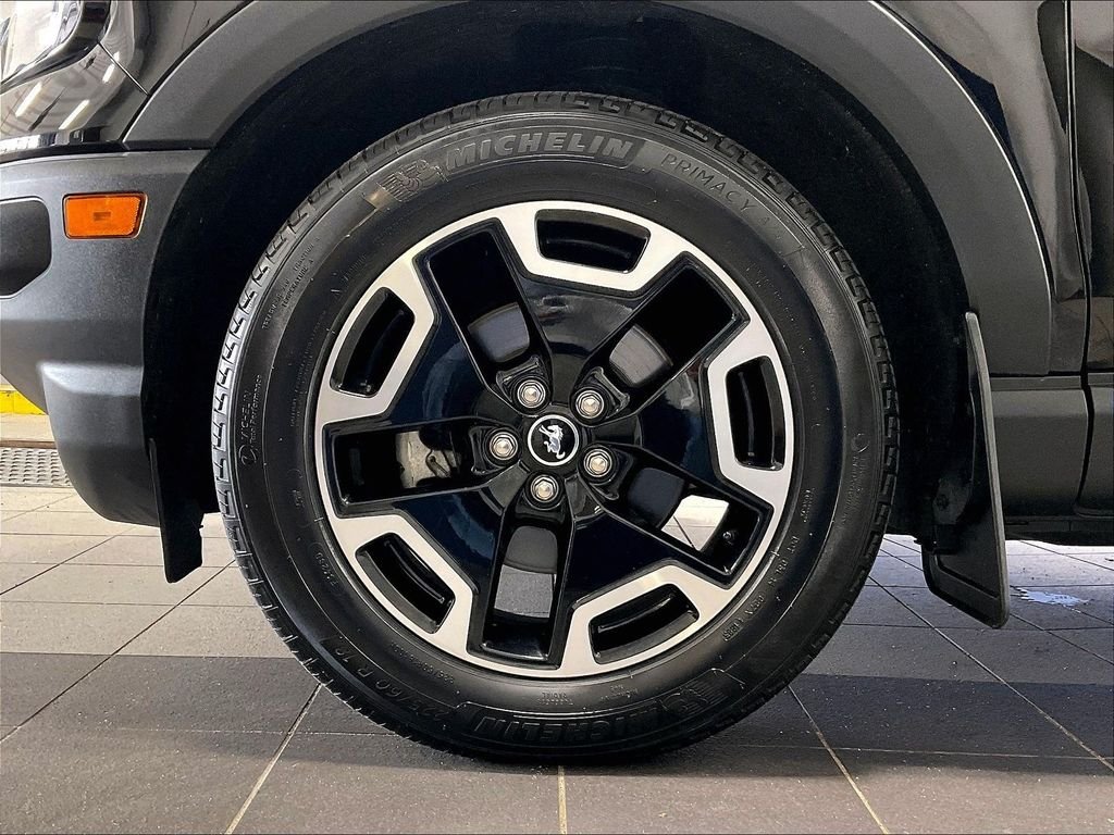 Used 2023 Black Ford Outer Banks image 7