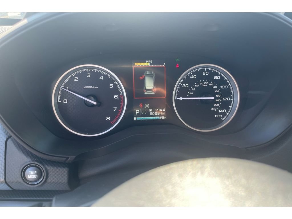 Used 2022 CRYSTAL WHITE PEARL Subaru Premium image 40