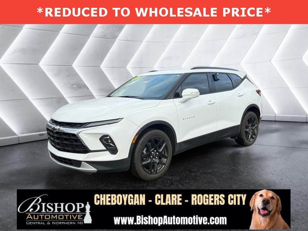 Pre-Owned 2024 Chevrolet Blazer 3LT image 3