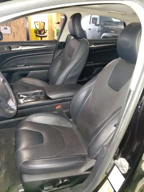 Used 2019 Black Ford Titanium image 6