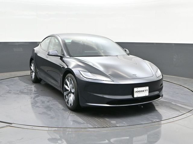 Used 2025  Tesla Standard image 19