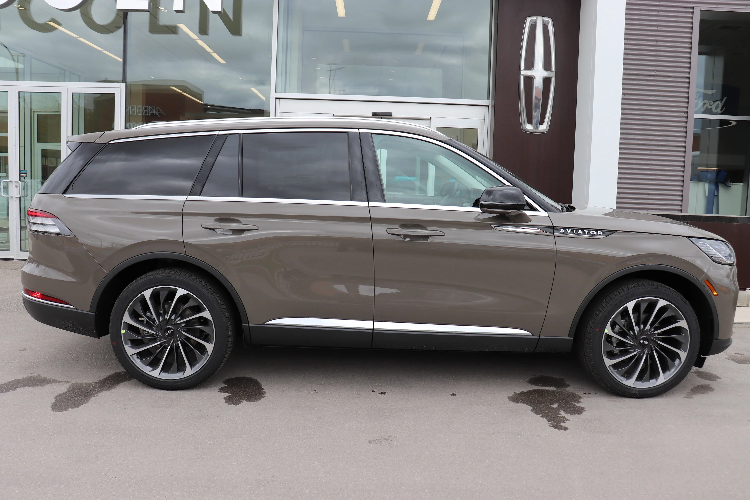 New 2026 HARBOUR GREY MET CC Lincoln Reserve image 3