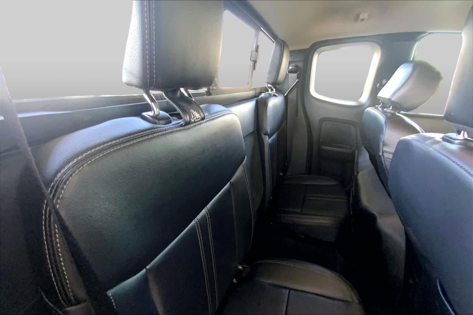 Certified Used 2020 Magnetic Metallic Ford LARIAT image 19