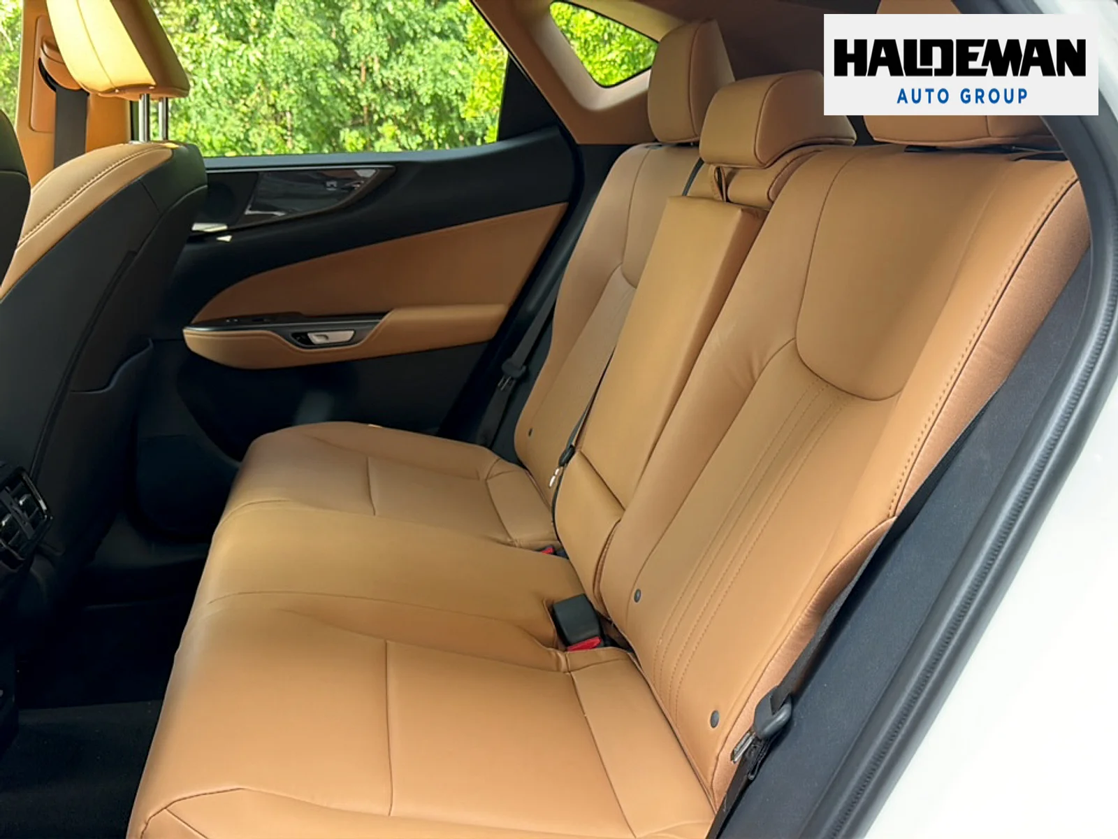 Used 2026 Ultra White Lexus Premium image 10
