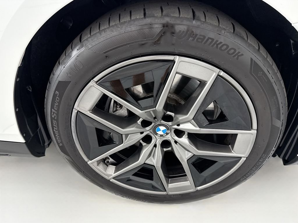 2026 BMW i5 40 - Photo 31
