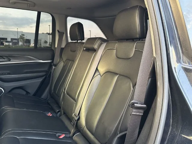 Certified Used 2022 Black Jeep 4xe image 8