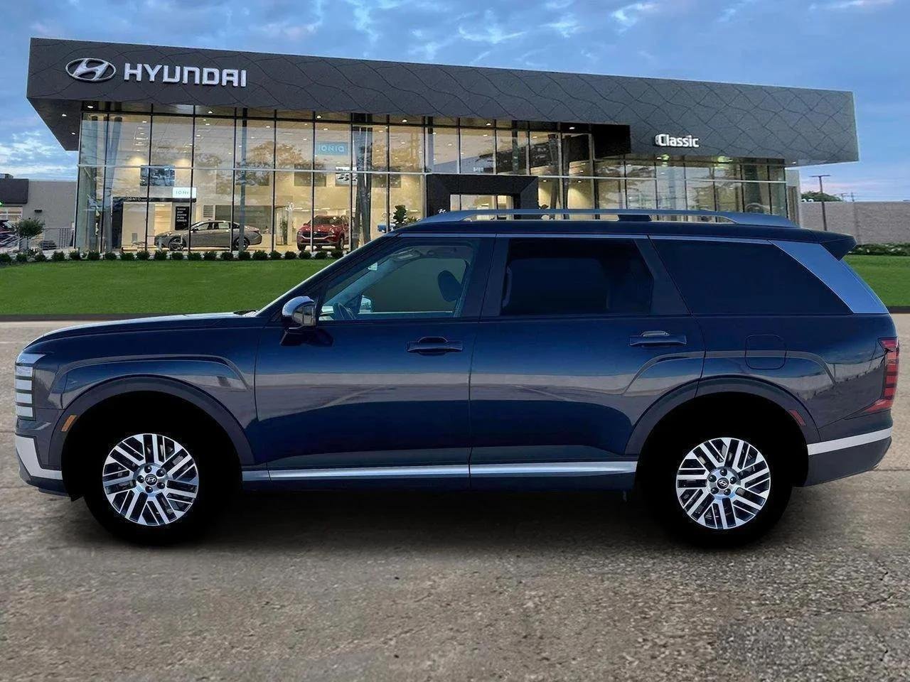 New 2026 Classy Blue Pearl Hyundai SEL 7P image 3