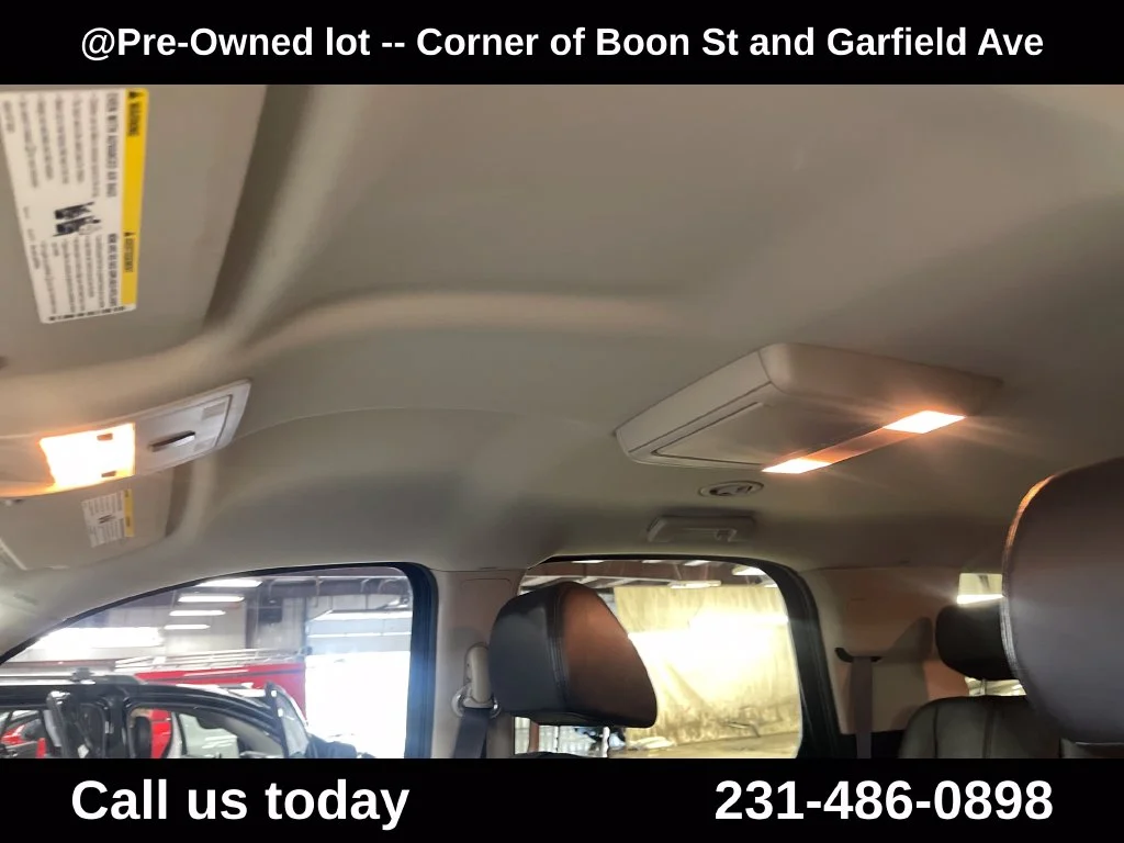 Used 2008 Black Chevrolet LT image 13