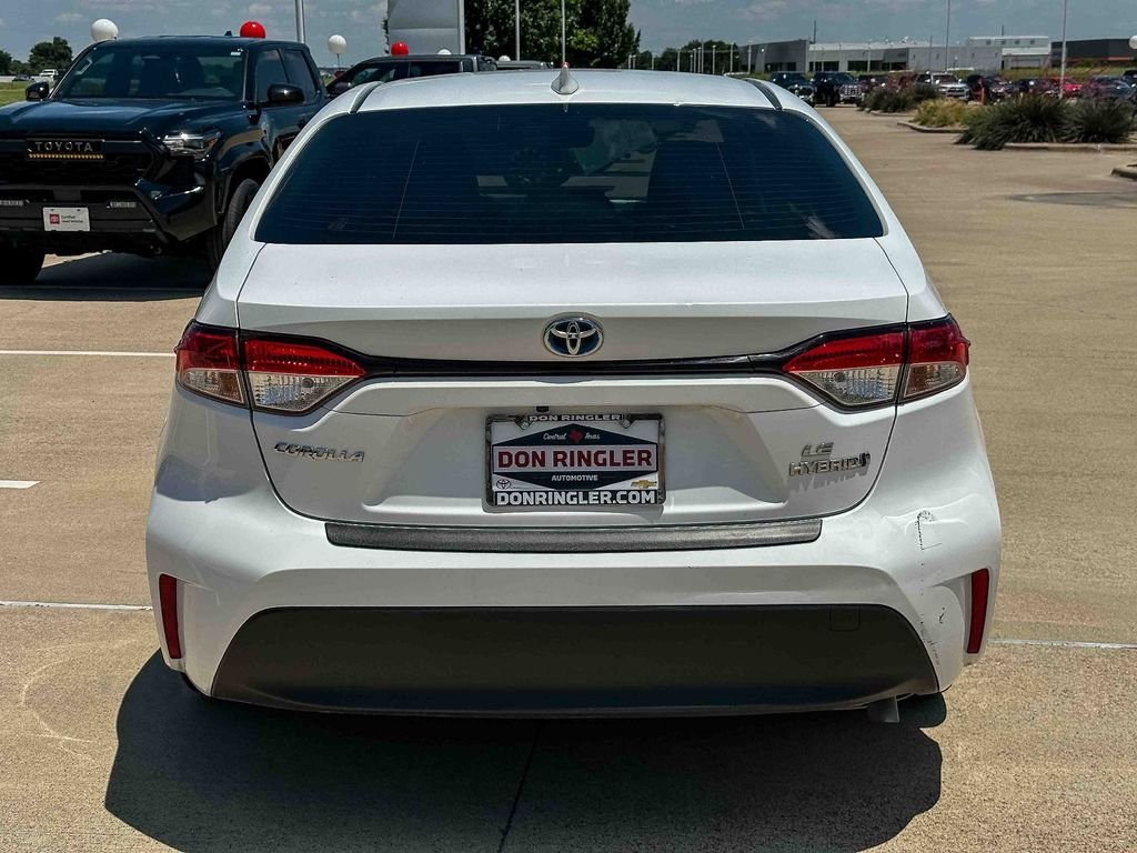 Used 2023 White Toyota LE image 4