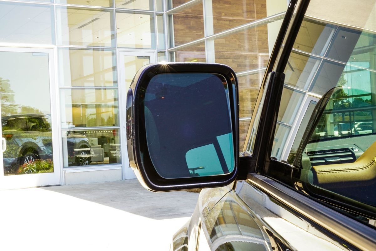 Used 2023 Black Land Rover X-Dynamic SE image 13