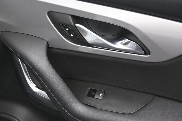Used 2022 Summit White Chevrolet LT image 30