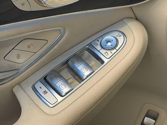 Used 2017 Blue Mercedes-Benz GLC 300 image 16