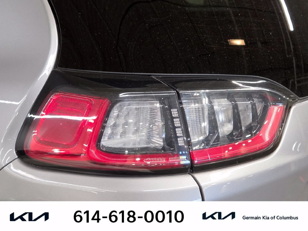 Used 2021 Silver Jeep Latitude Lux image 16
