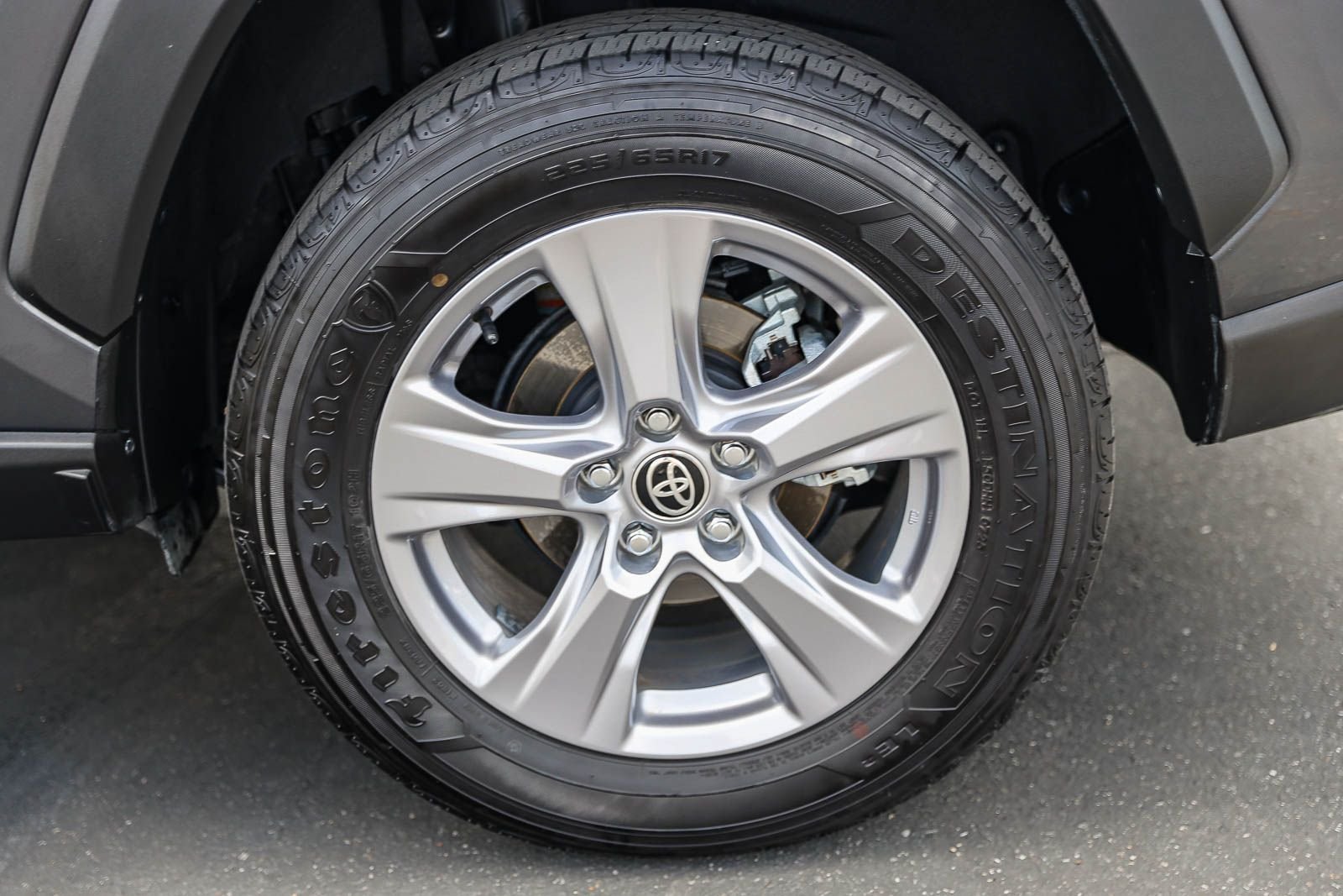 Certified Used 2025 MAGNETIC GRAY MET. Toyota XLE image 8