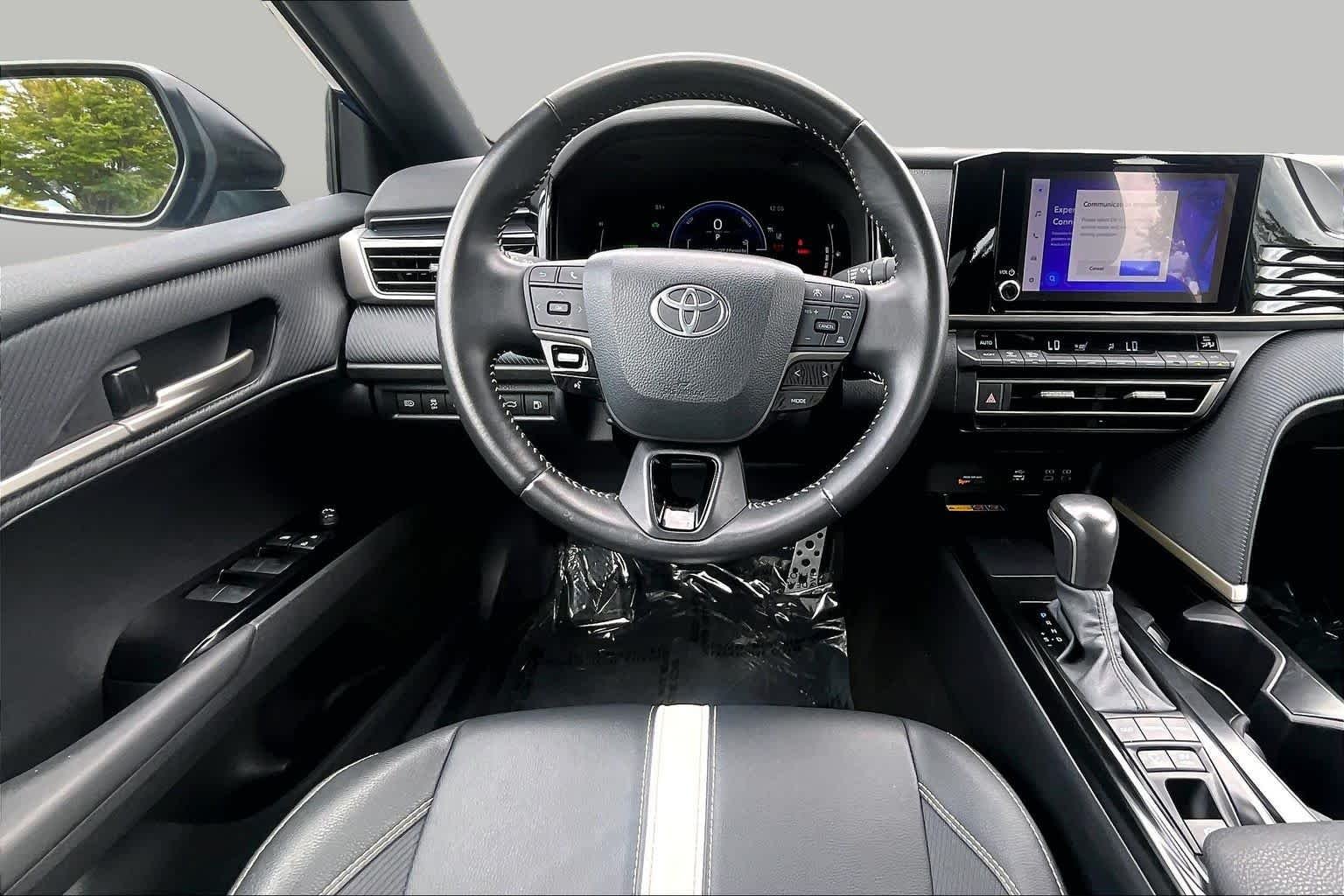 Certified Used 2025 Reservoir Blue Toyota SE image 5