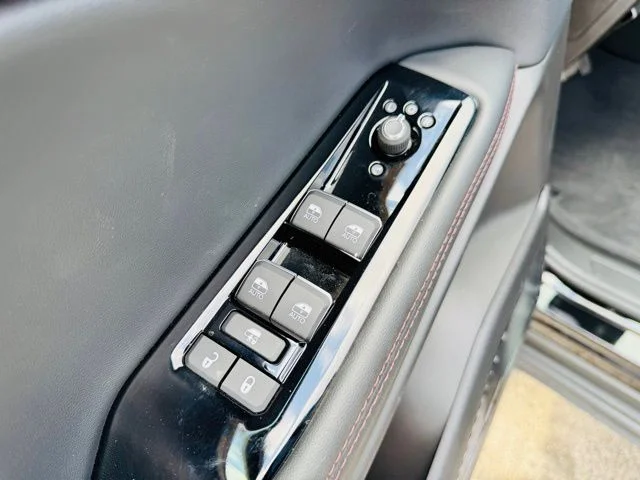 2025 Jeep Wagoneer S Limited - Photo 11