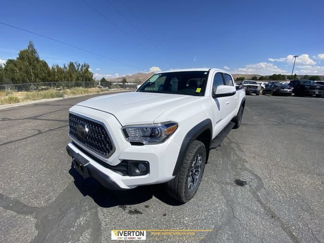 Used 2019 Super White Toyota SR5 image 1