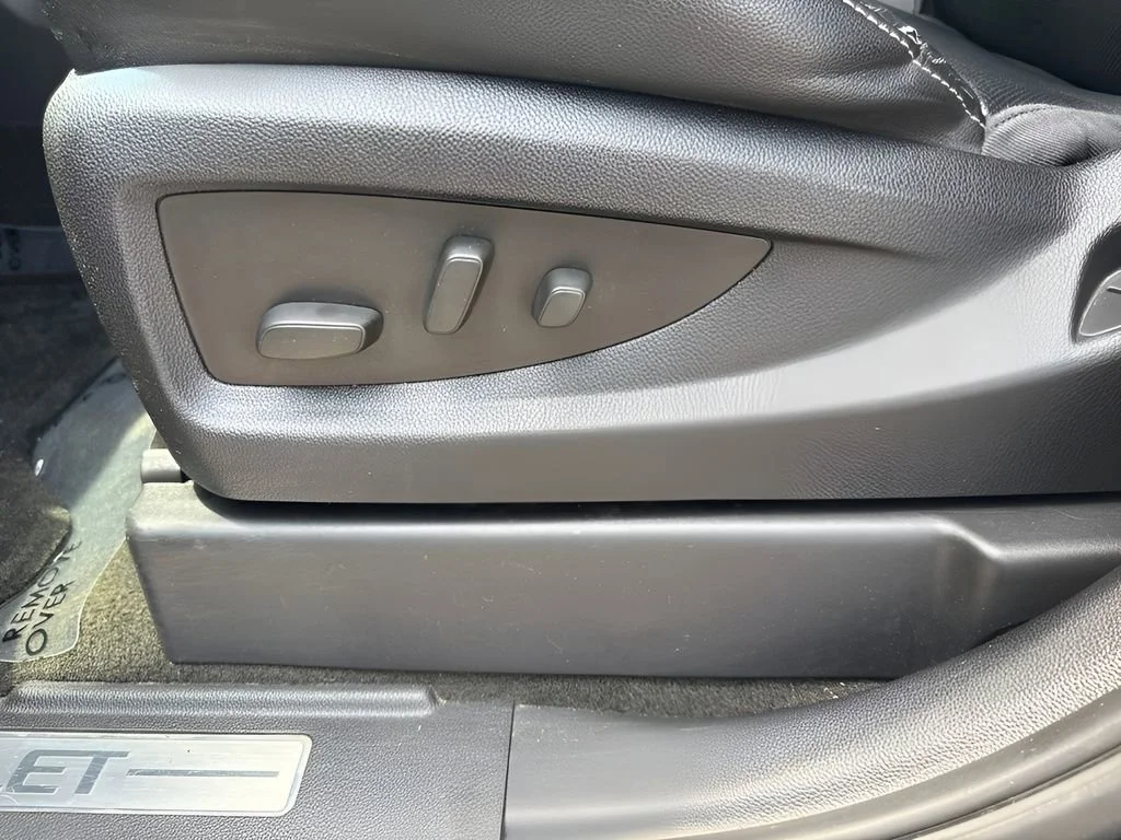 Used 2016 BLACK Chevrolet LTZ image 10