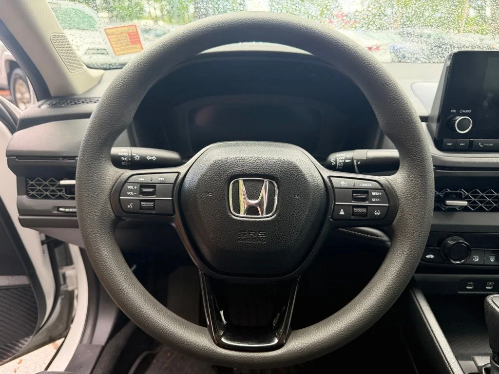 Used 2023 Platinum White Honda EX image 17