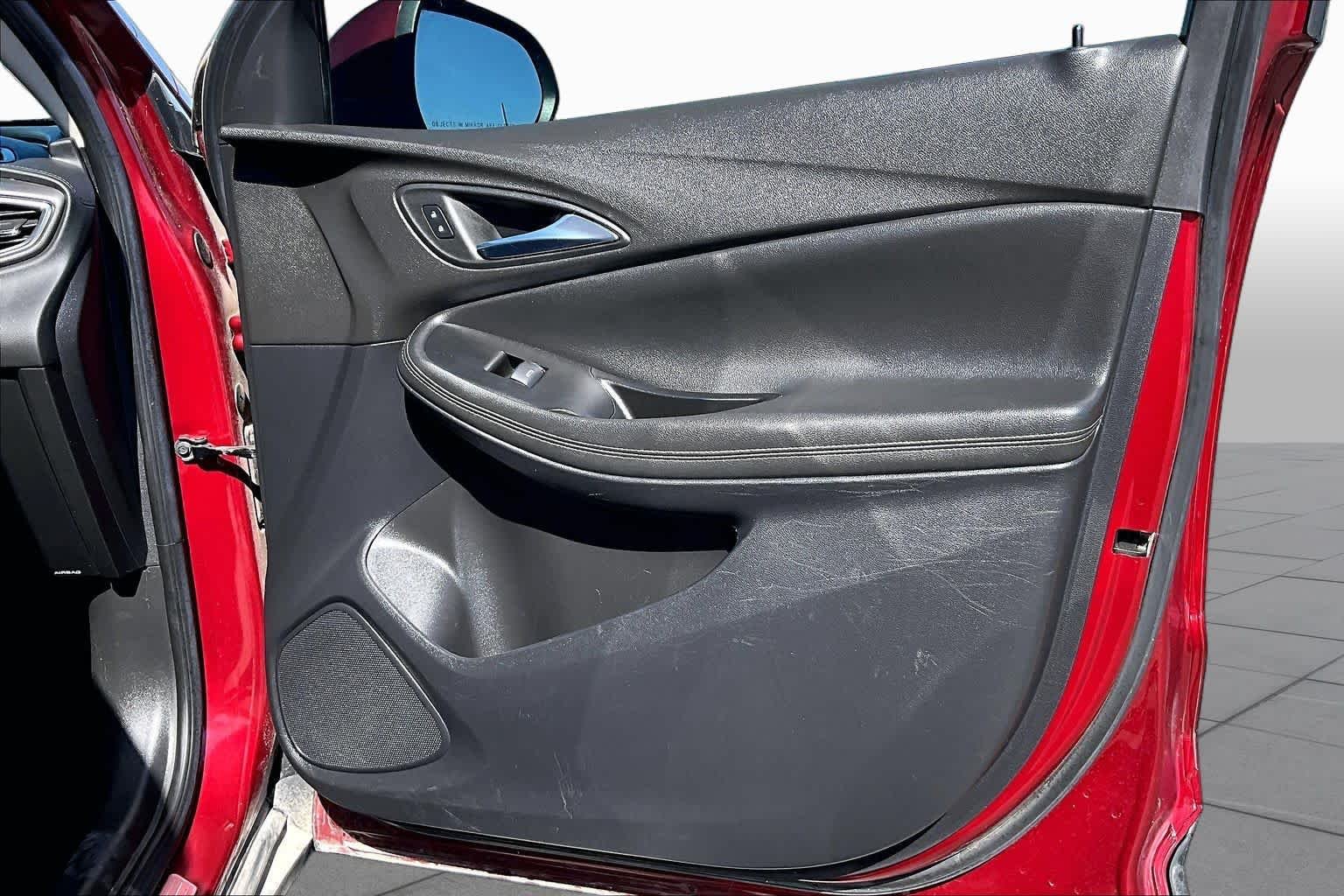 Used 2023 Cinnabar Metallic Buick Preferred image 41