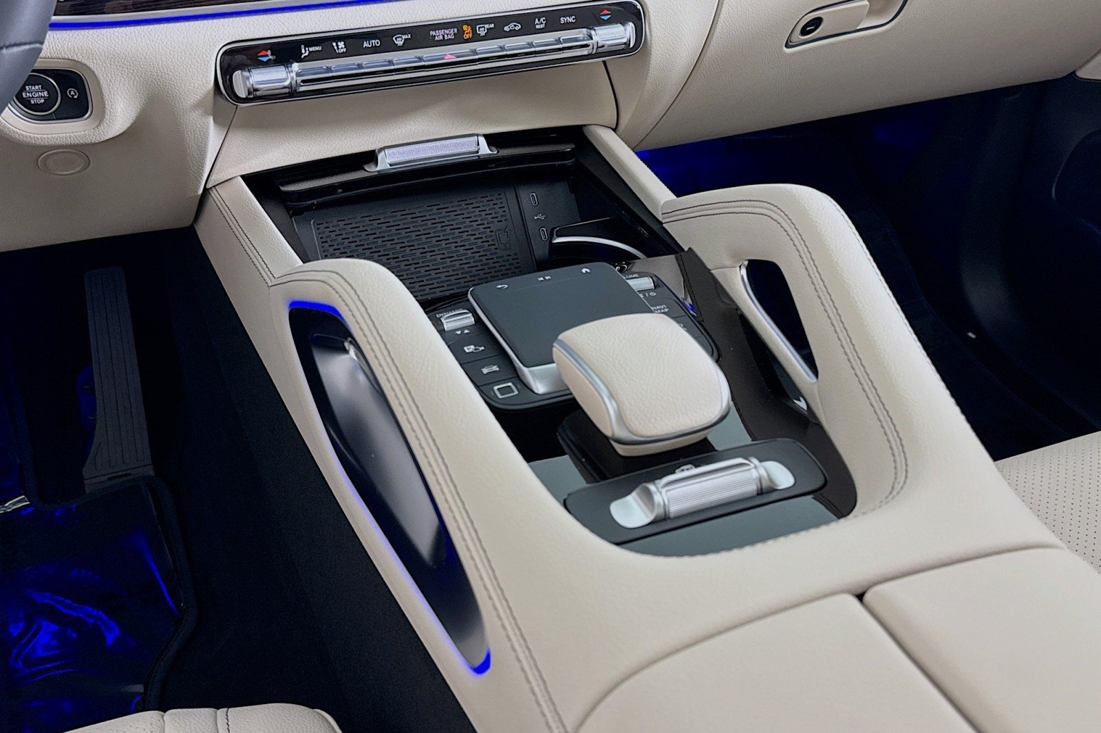New 2026 Polar White Mercedes-Benz GLS 450 4MATIC® SUV image 5
