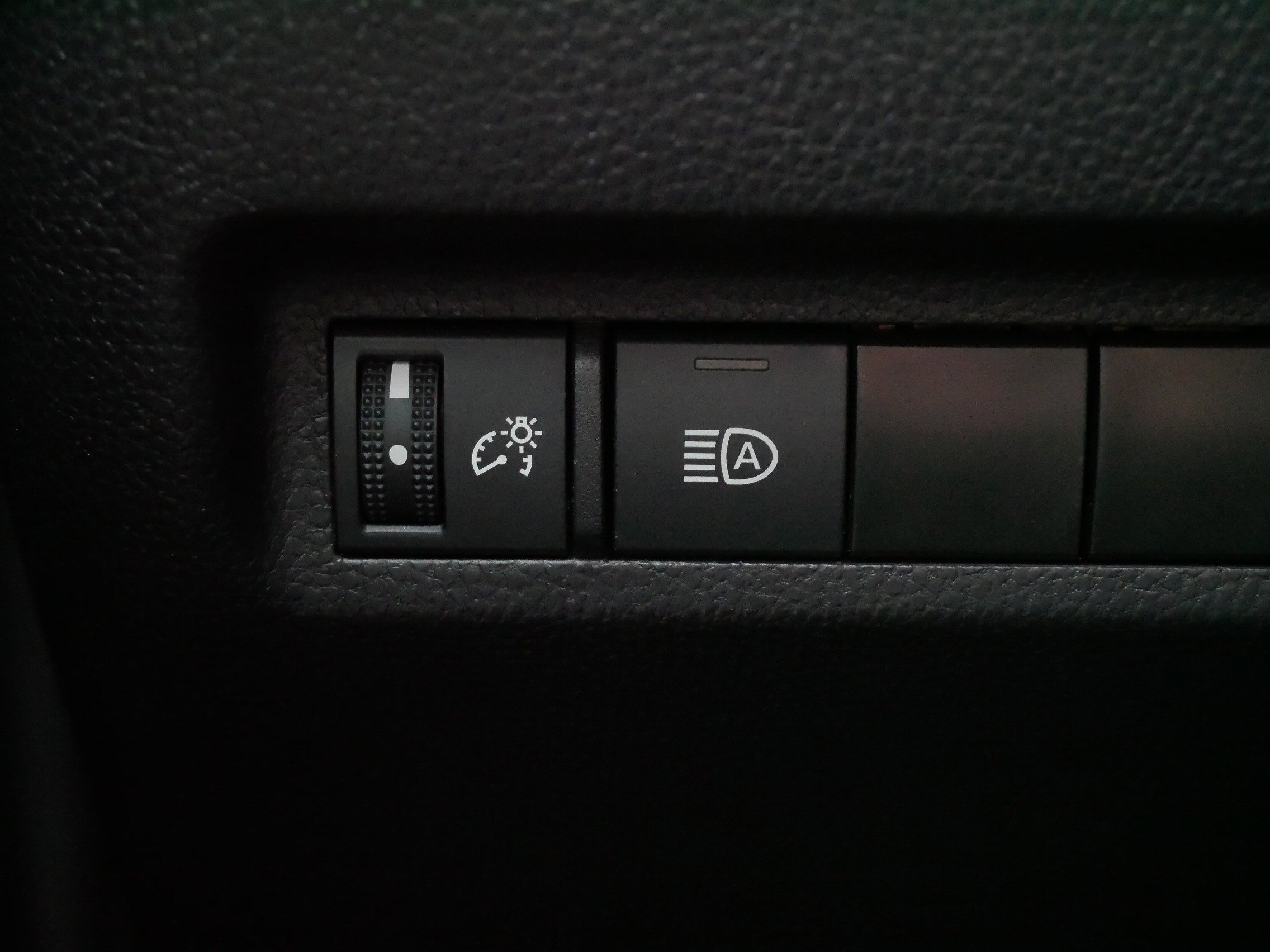 Certified Used 2024 MAGNETIC GRAY MET. Toyota XLE image 26