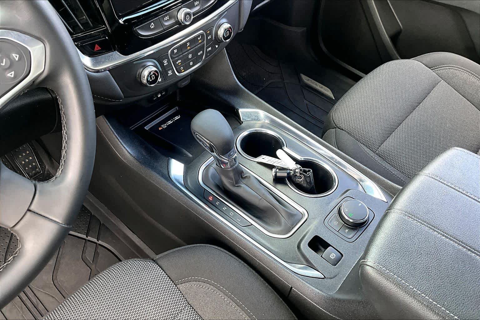 Used 2023 Mosaic Black Metallic Chevrolet LT Cloth image 17