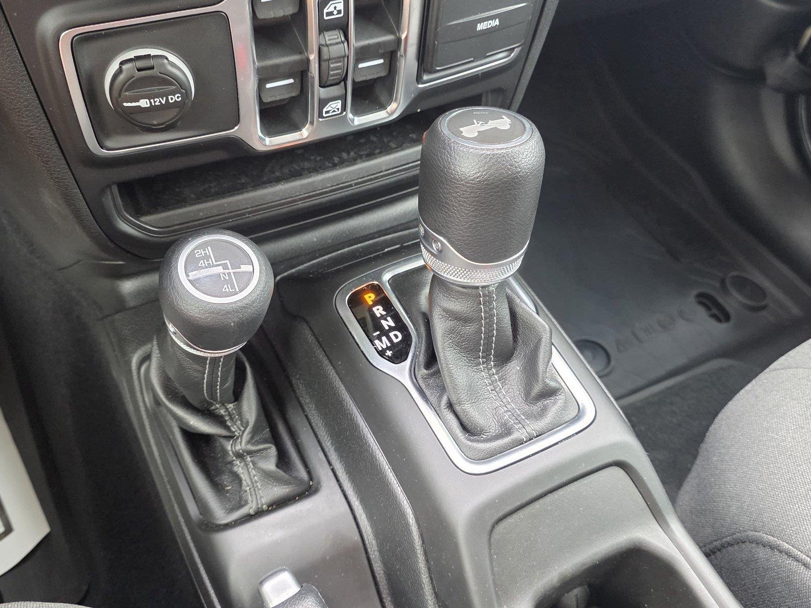 Used 2026 Granite Crystal Metallic Clearcoat Jeep Sport image 22