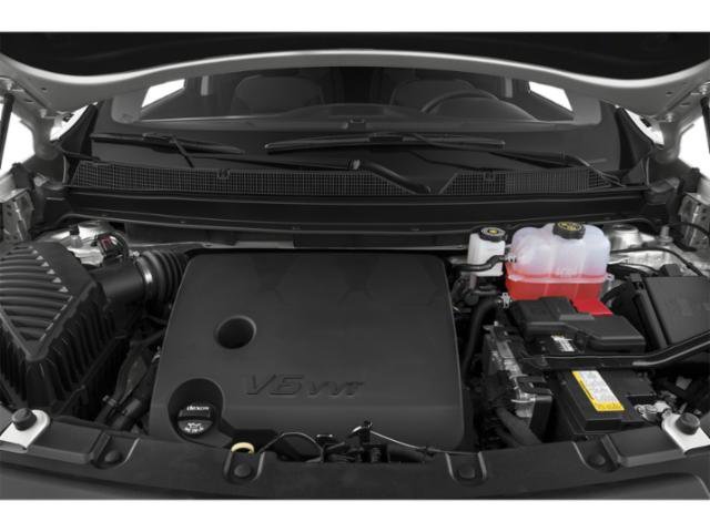 Used 2019 Summit White Chevrolet LT Cloth image 16