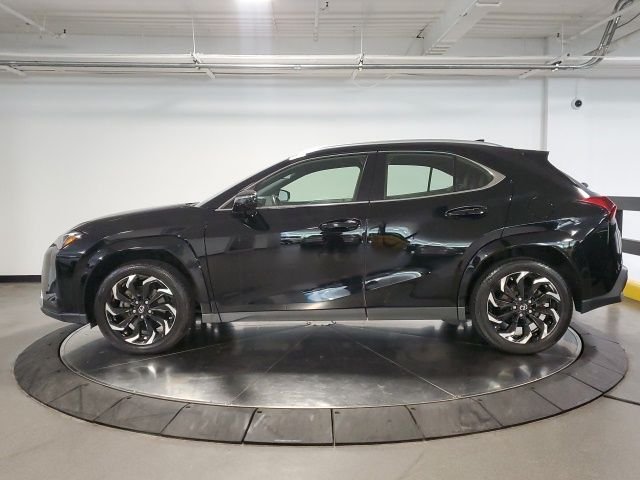 Used 2023 Black Lexus 250h Premium image 6