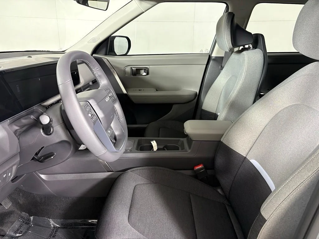 New 2027 Iceberg Green Kia S image 20