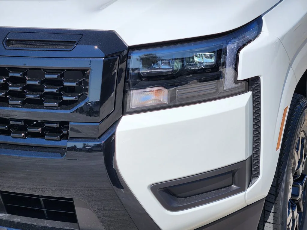 New 2027 White Nissan SV image 8