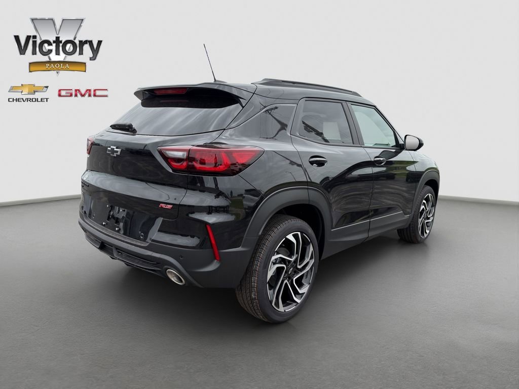 New 2026 Mosaic Black Metallic Chevrolet RS image 6