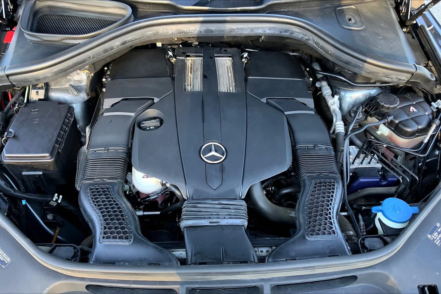 Used 2017 Selenite Grey Mercedes-Benz GLS 450 image 31