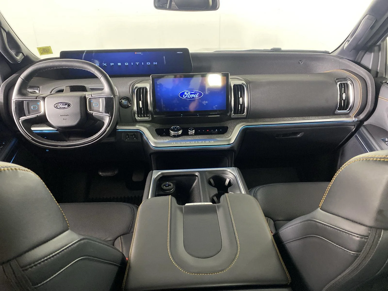 New 2025 Agate Black Metallic Ford TREMOR® image 26